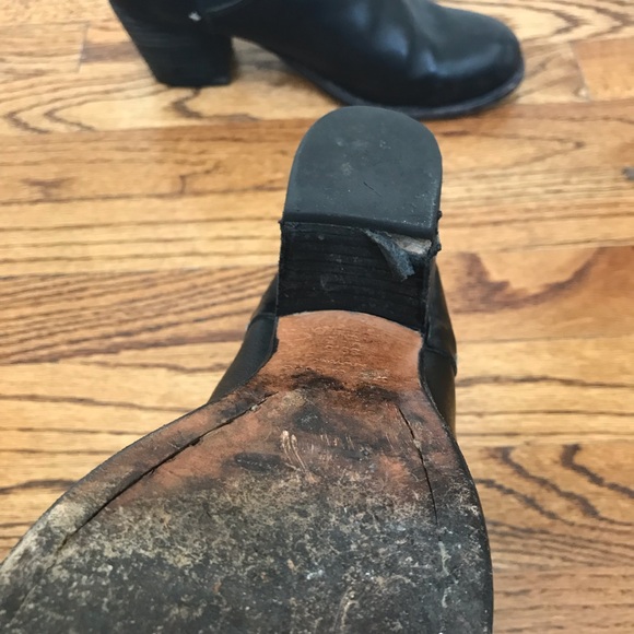 Rag and Bone Black Leather Harrow Booties - Picture 5 of 6